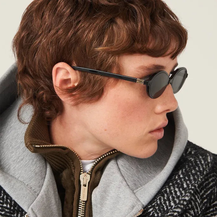 Lunettes de Soleil Ovales Noires